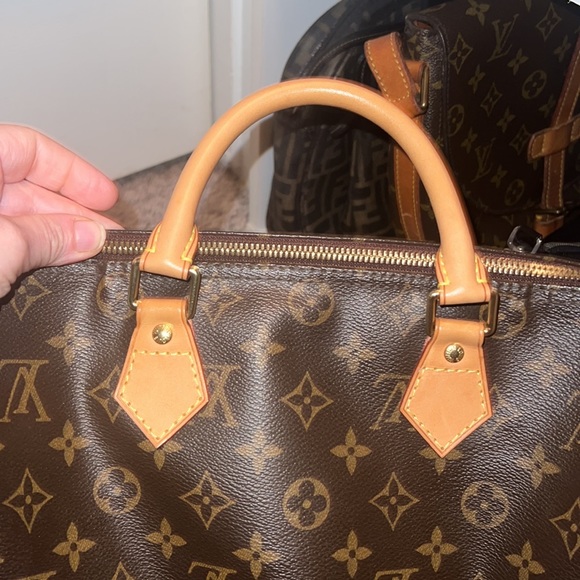 SOLD!!! 💯 Auth Louis Vuitton Speedy Bandoulière 30 - Picture 4 of 16